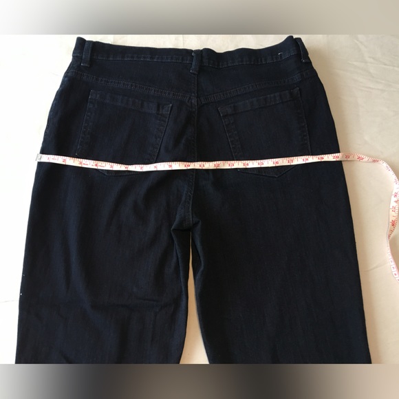 Gloria Vanderbilt crop jeans 14 - Picture 6 of 8